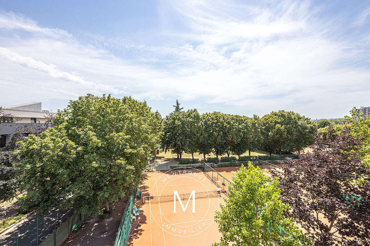 Appartement à MONTROUGE