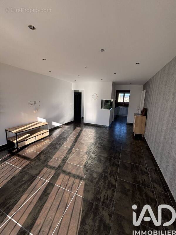 Photo 1 - Appartement à MARSEILLE-10E