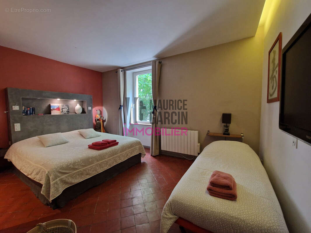 Maison à CAUMONT-SUR-DURANCE