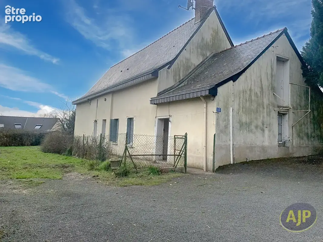 Corps de ferme Segré Centre Secteur "Miochaie" - photo 1