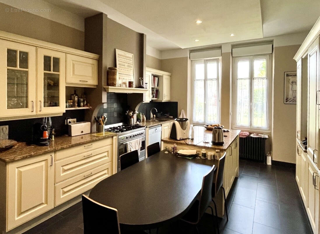 Maison à LORIOL-SUR-DROME