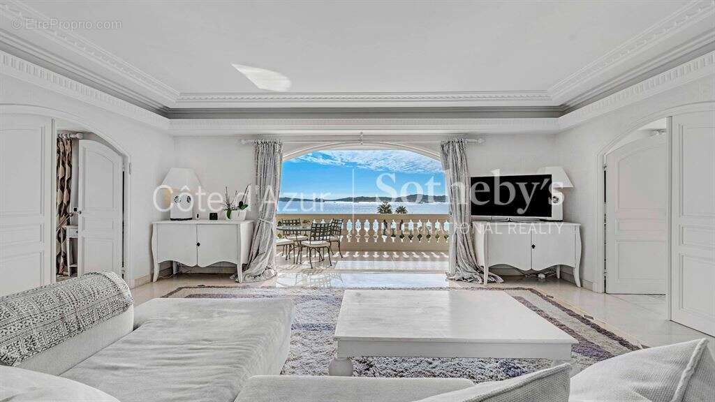 Villa de luxe à Grimaud avec vue mer et piscine, propriété d’exception Côte d’Azur - photo 10
