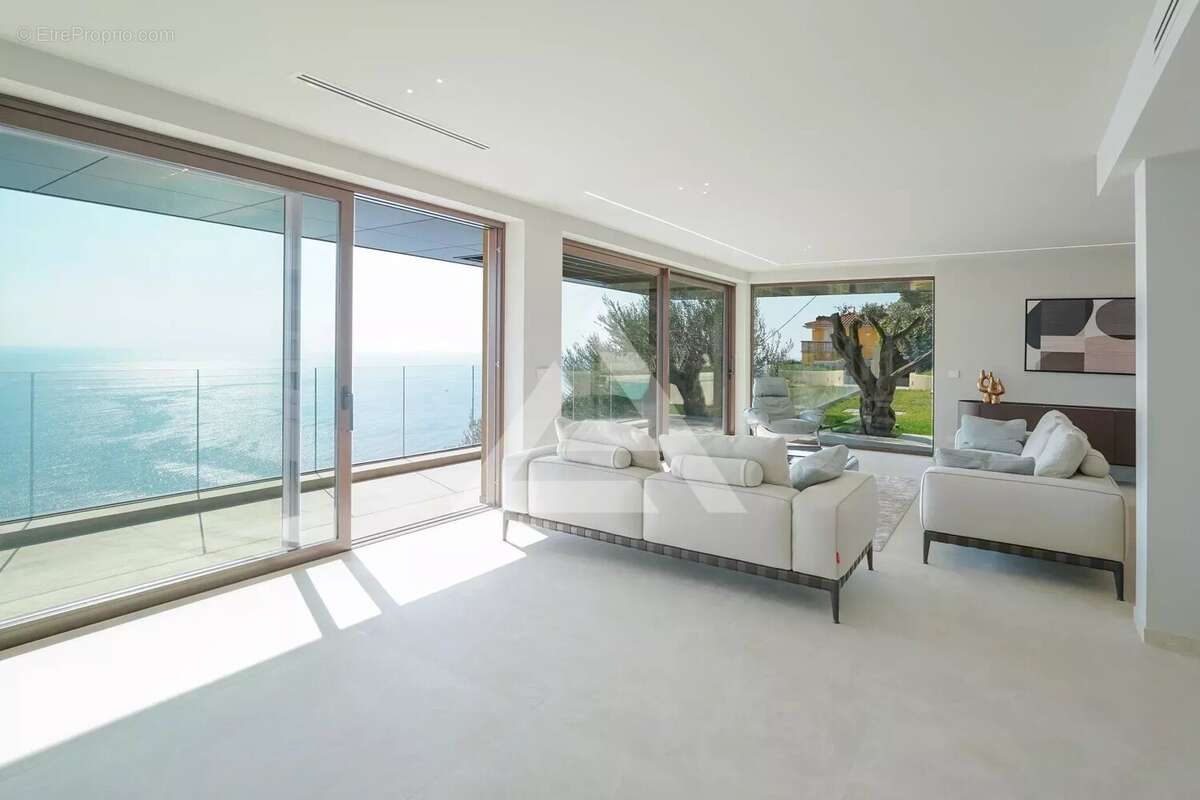 Maison à ROQUEBRUNE-CAP-MARTIN