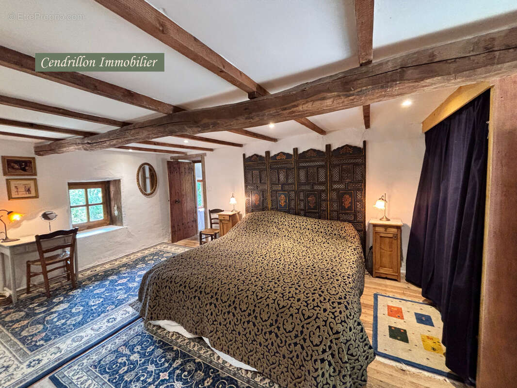 Maison à CHATELUS-LE-MARCHEIX