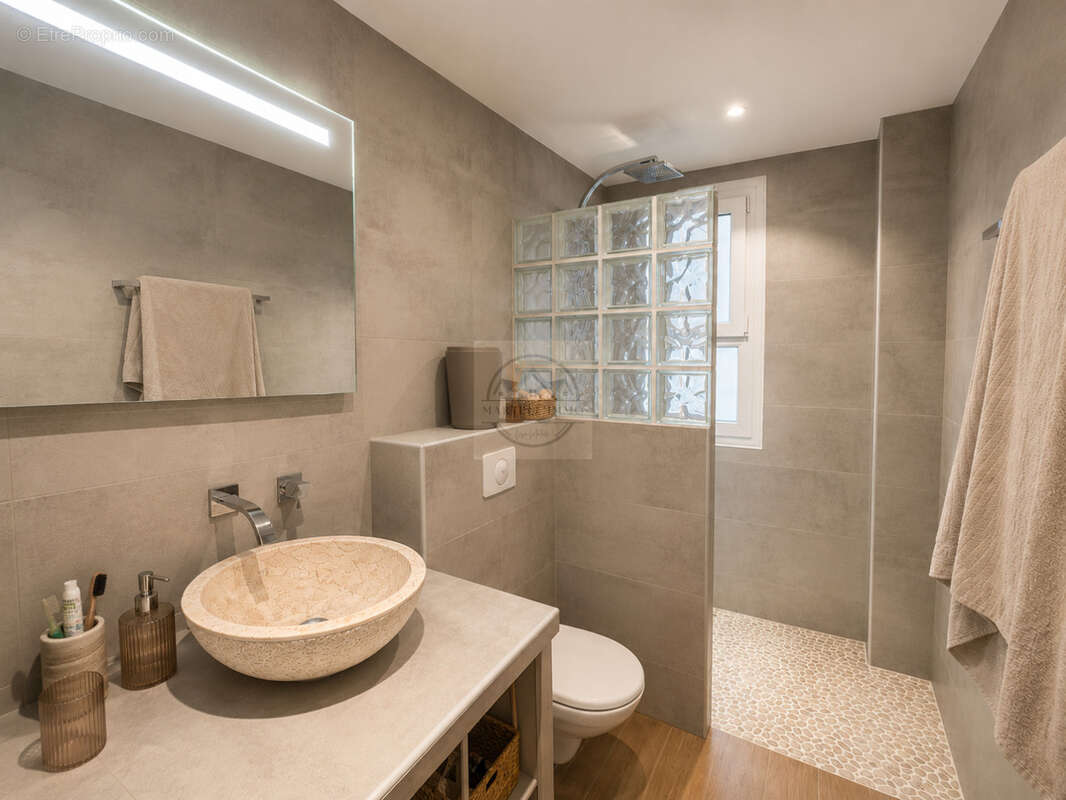 Appartement à SAN-MARTINO-DI-LOTA