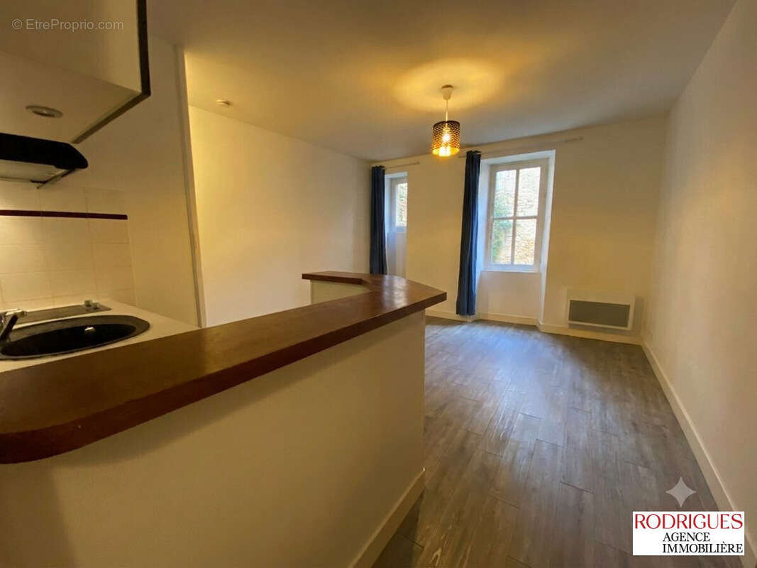 Appartement 23 m² à Poitiers  - photo 4