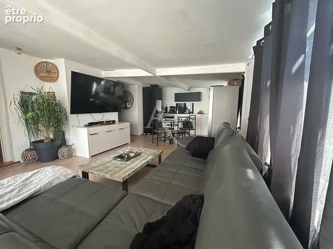 Maison Vic-LacGardiole 4 pièces 62.10 m2 résidence avec piscine - photo 6