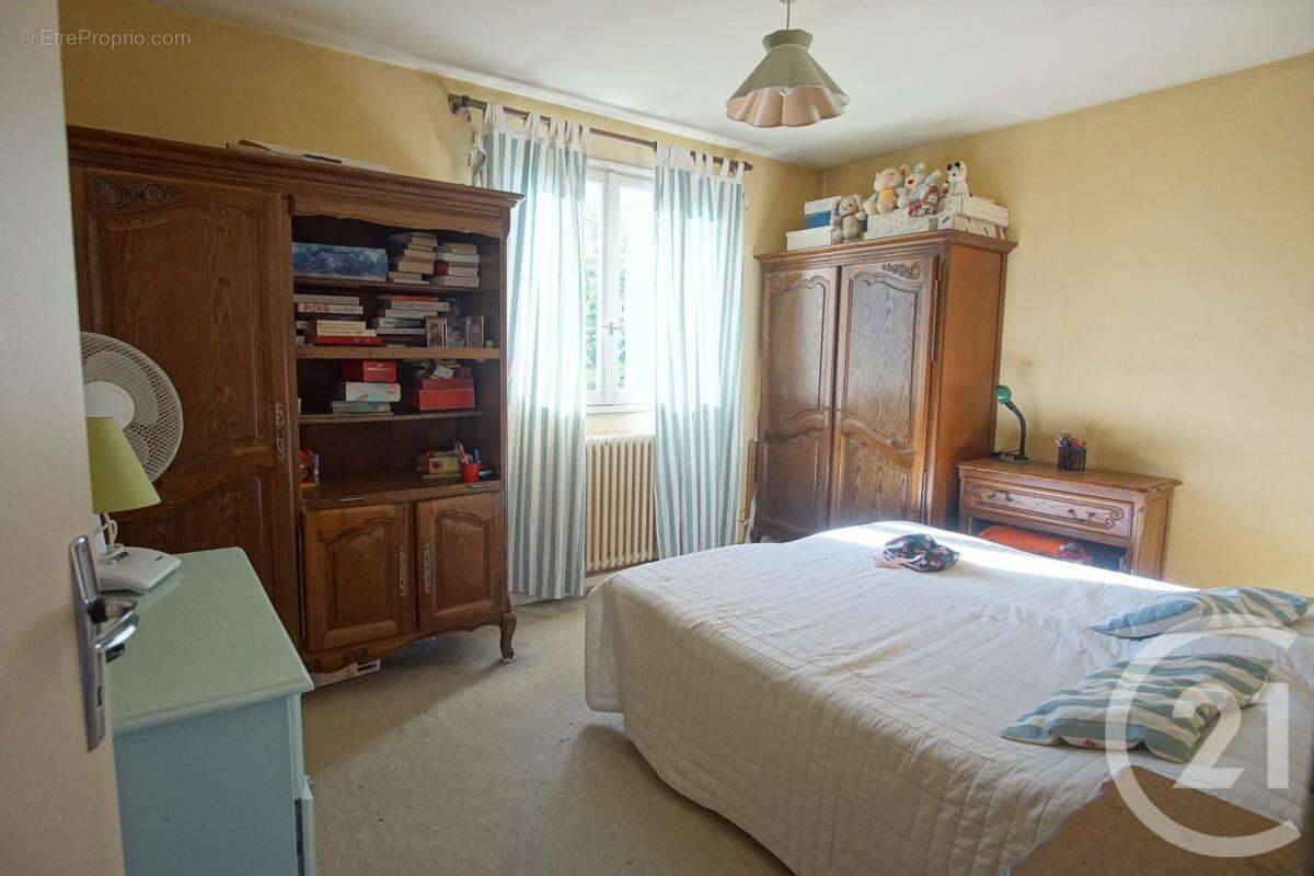 Maison à CHOISY-LE-ROI