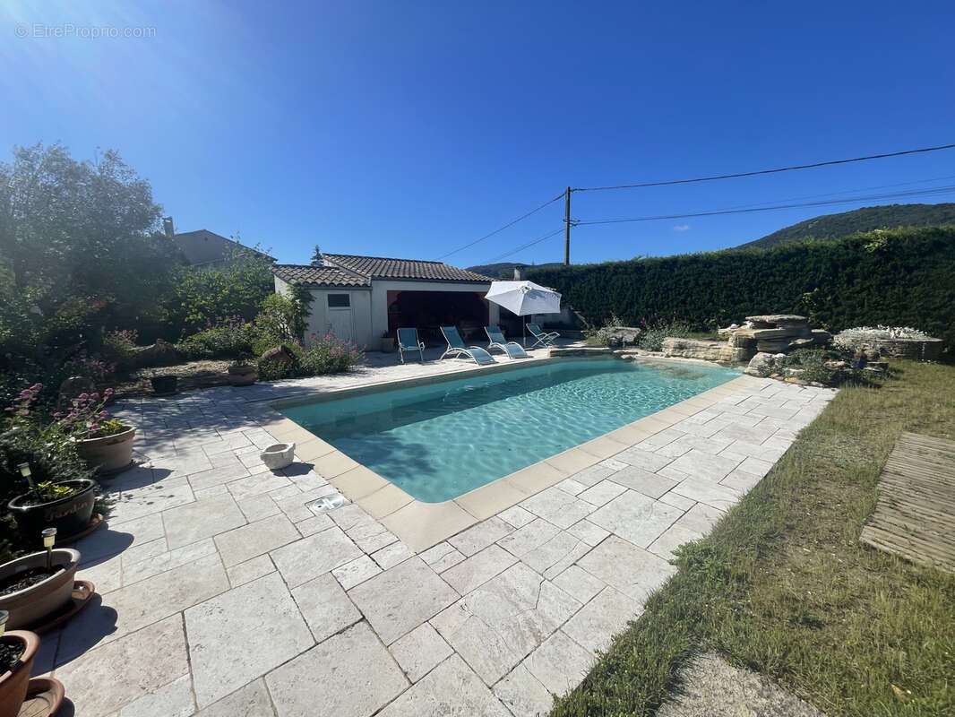 Maison à VAISON-LA-ROMAINE
