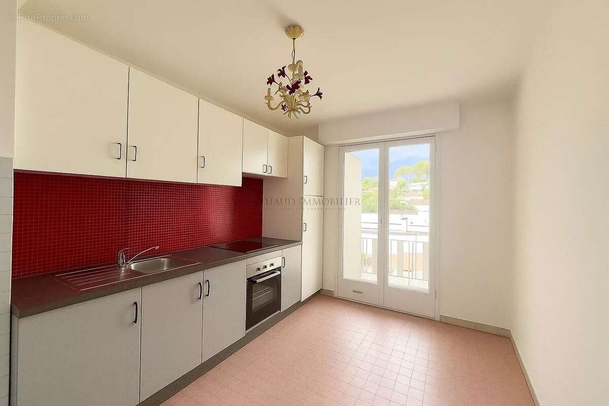 Appartement à LE CANNET