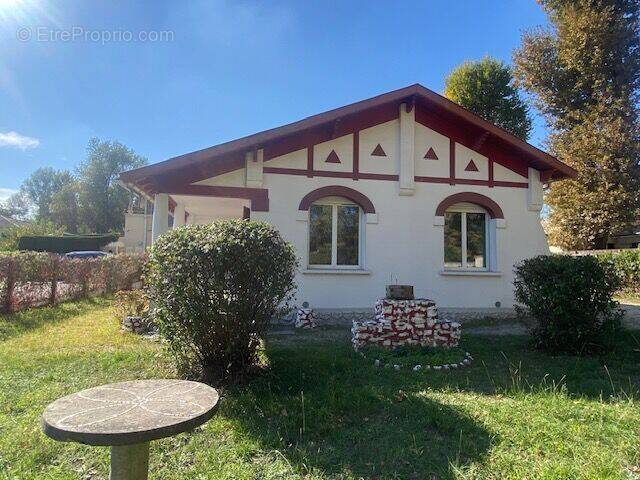 Photo 1 - Maison à GRADIGNAN