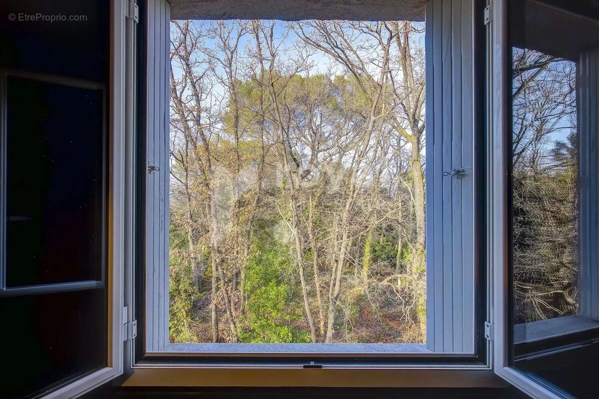 Appartement à VALBONNE