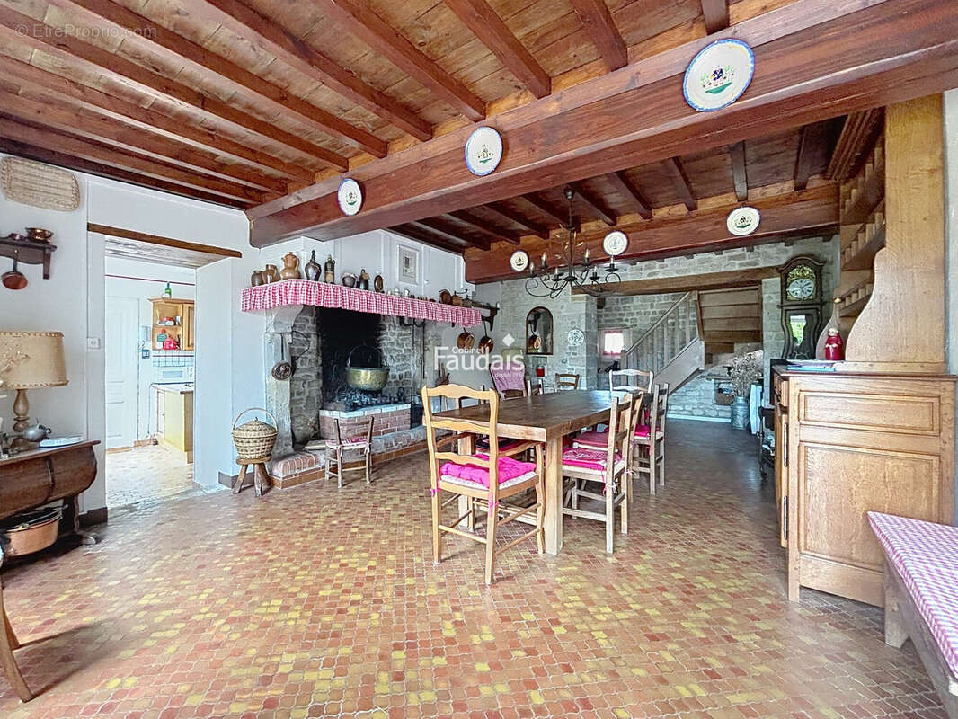 Maison 153 m² à Blosville  - photo 6