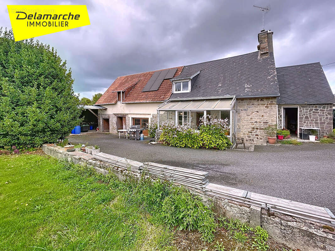 Maison à LA COLOMBE