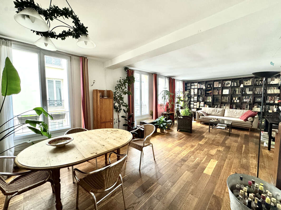 Appartement à PARIS-11E