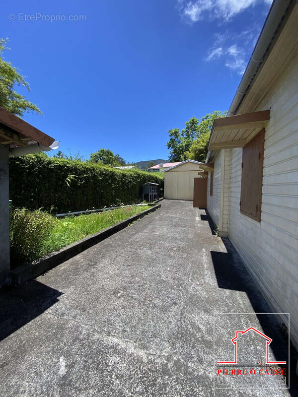 Maison à LA PLAINE-DES-PALMISTES