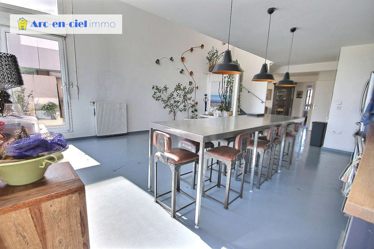 Appartement à NANTERRE