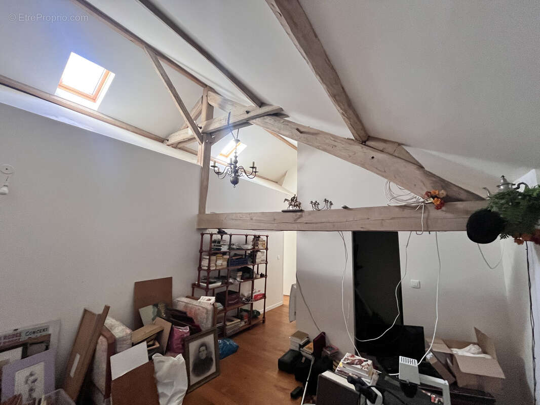 Maison à ABBEVILLE-LA-RIVIERE