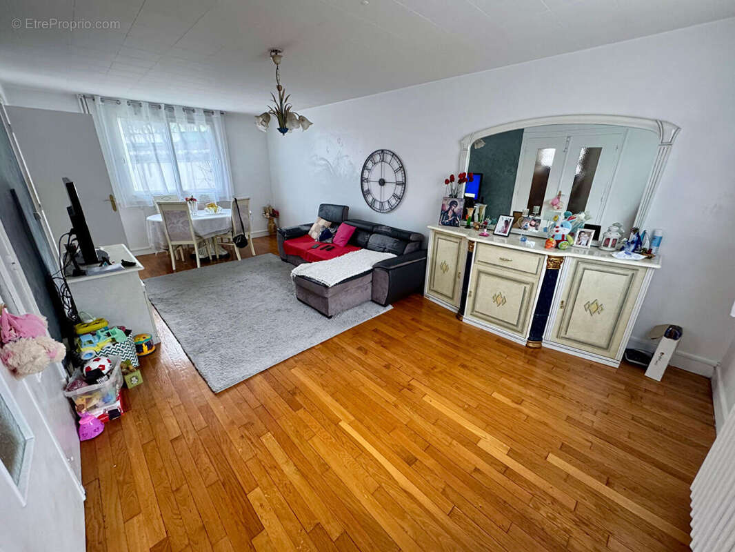 Maison à NOISY-LE-SEC