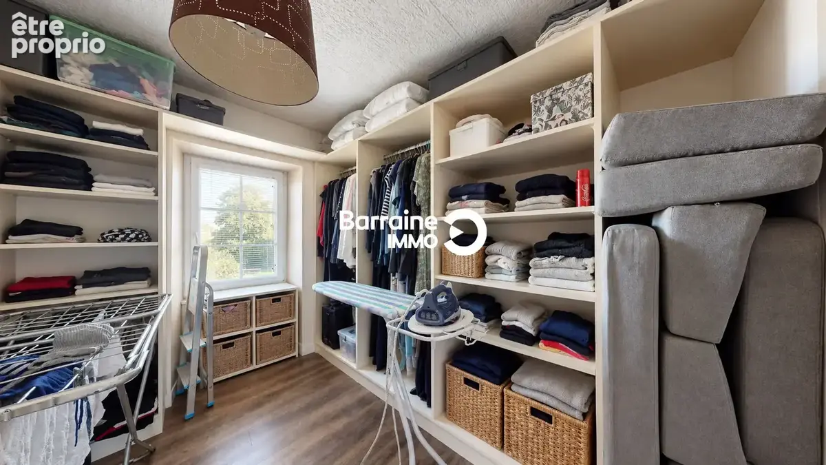 BARRAINE IMMO - A VENDRE EN EXCLUSIVITE : Maison familiale au coeur de Saint-Renan - Réf : PZ00394-FL - photo 10