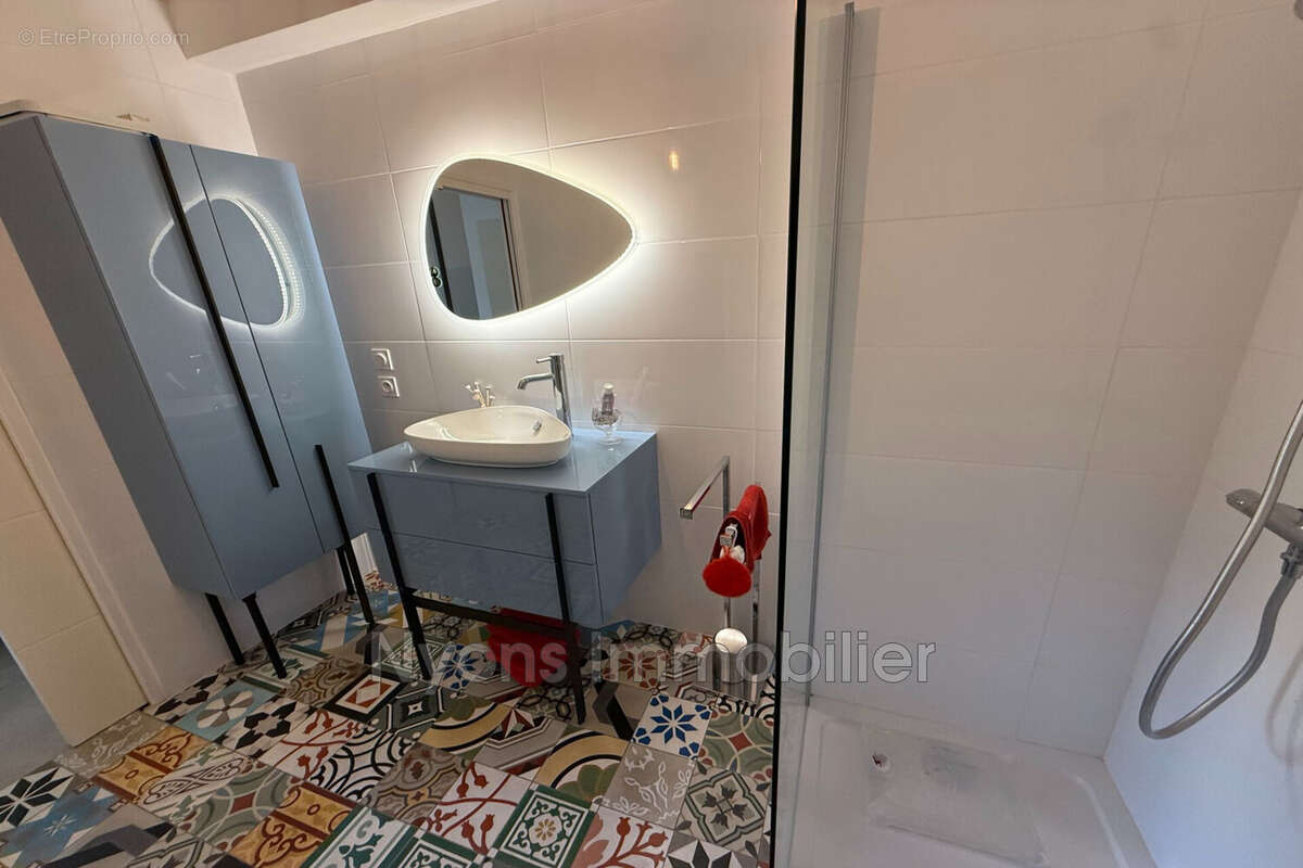 Appartement à NYONS