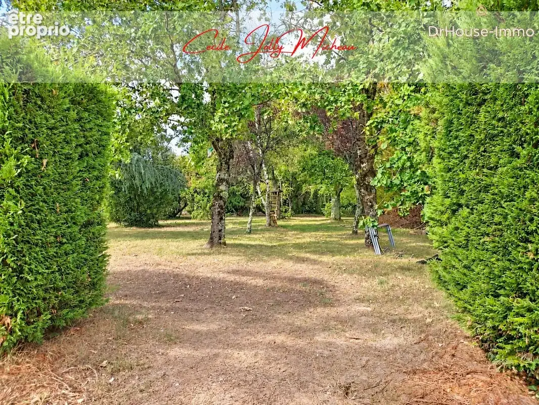 Maison 8 pièces 173 m² à vendre à Saint-Caprais-De-Blaye (33820) - photo 27