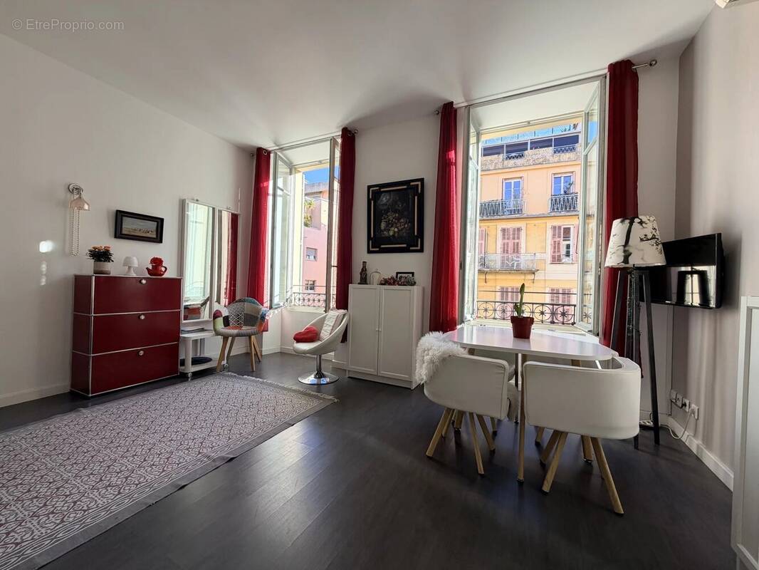 Appartement à NICE