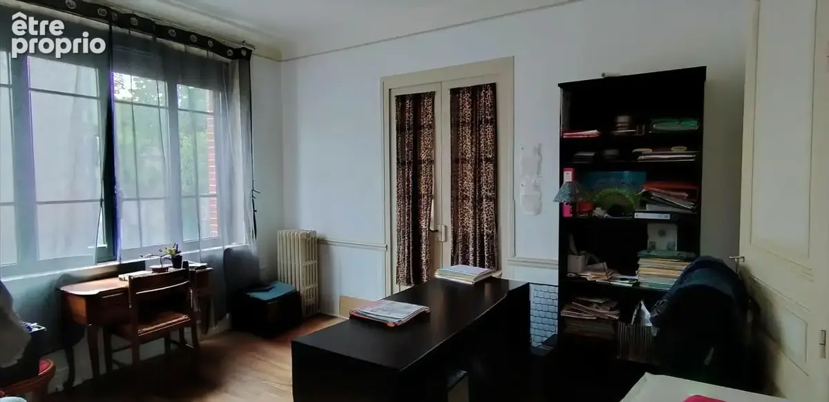 Maison familiale de 240 m2   5 chambres   Dépendances   Terr - photo 7