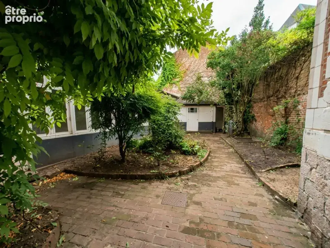 Maison bourgeoise de caractère — 212 m² — Arras hyper-centre - photo 2
