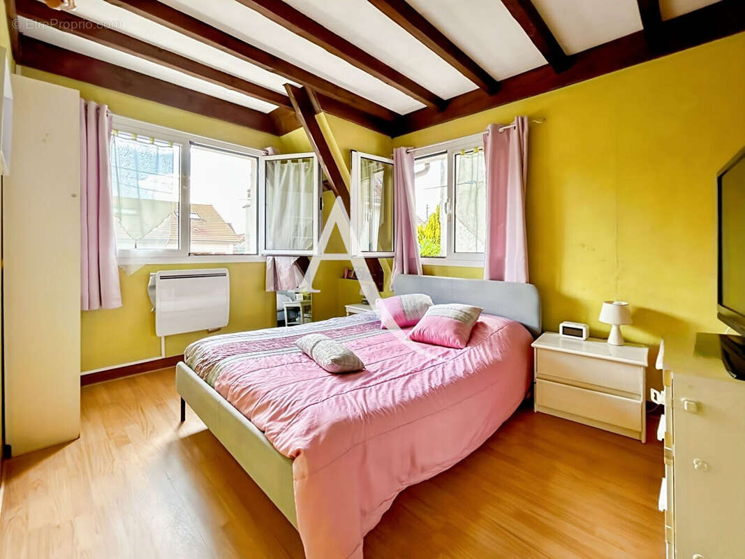 Maison à BOIS-D'ARCY