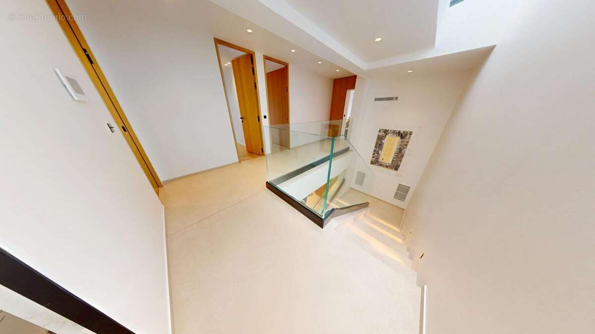 Maison à SAINT-MAUR-DES-FOSSES