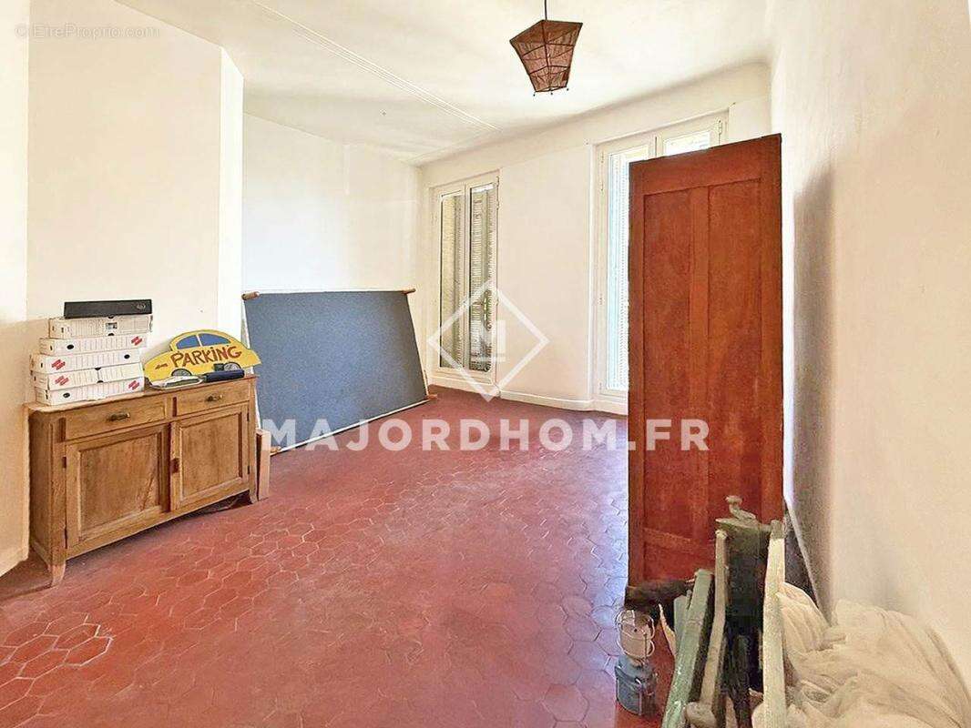 Appartement à MARSEILLE-6E