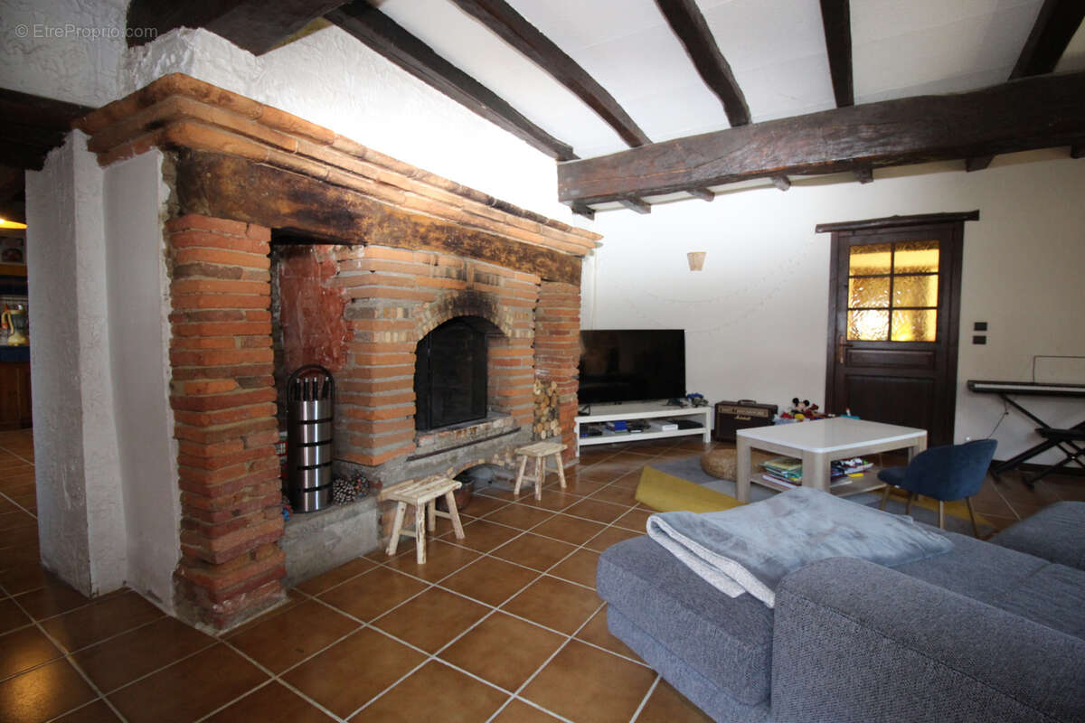 Maison à DREMIL-LAFAGE