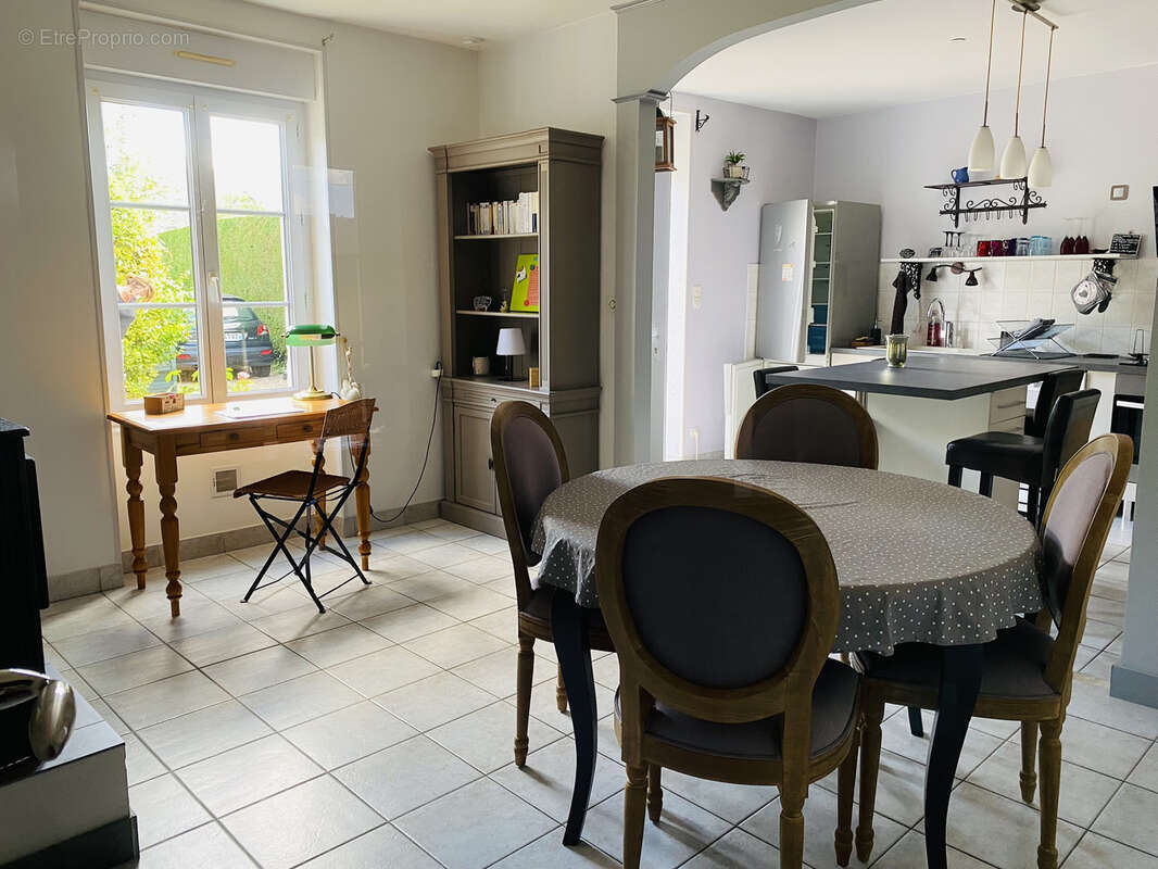 Maison à CHAUMONT-SUR-LOIRE