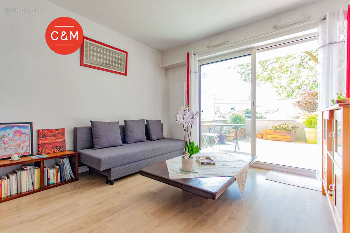 Appartement à REZE