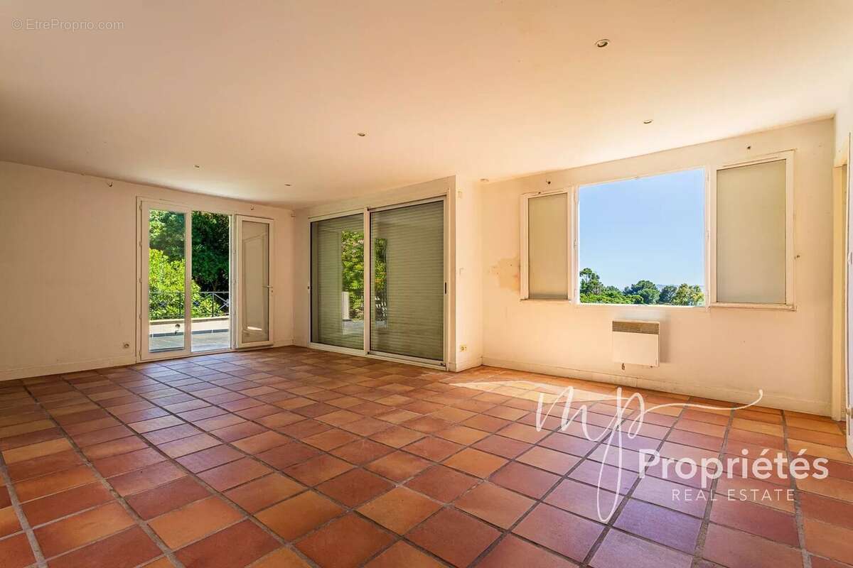 Maison à RAYOL-CANADEL-SUR-MER