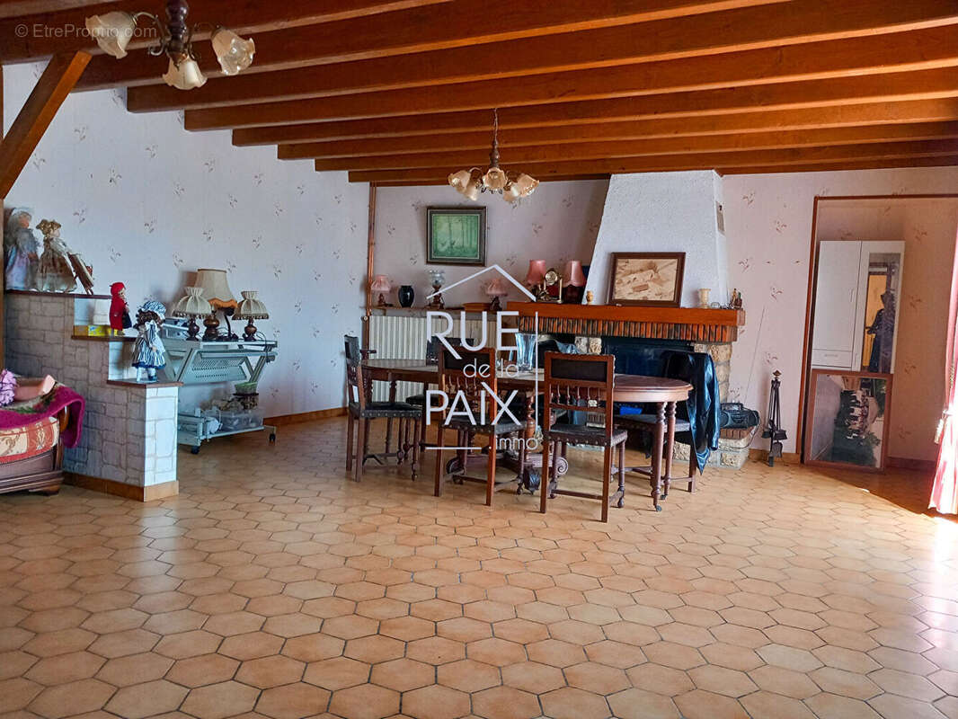Maison à CUHON