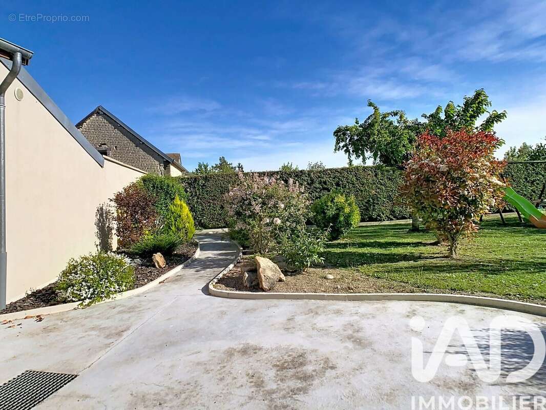 Photo 3 - Maison à CONNANTRE