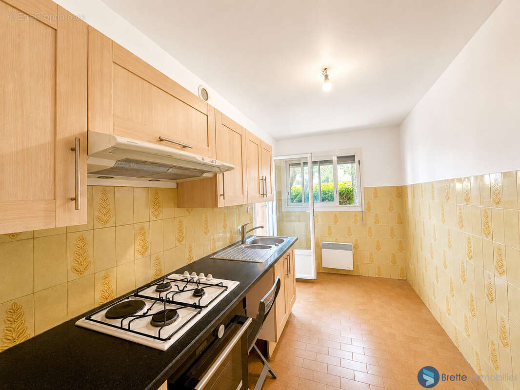 Appartement à LA CRAU