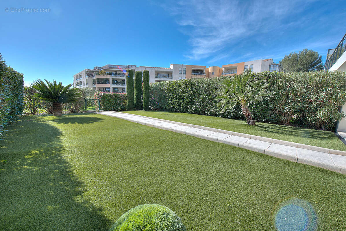 Appartement à SAINT-RAPHAEL