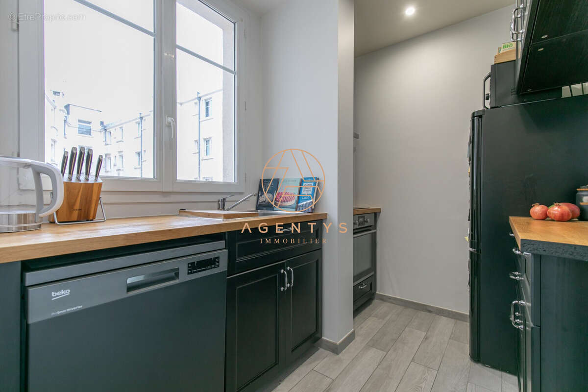 Appartement à SAINT-MAUR-DES-FOSSES