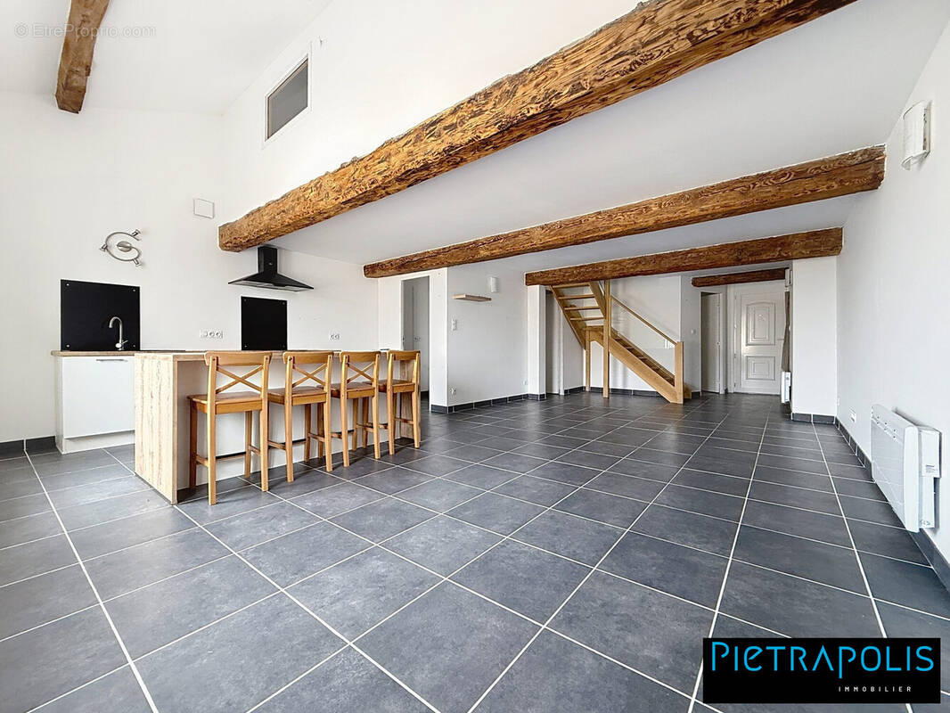 Appartement à THOISSEY