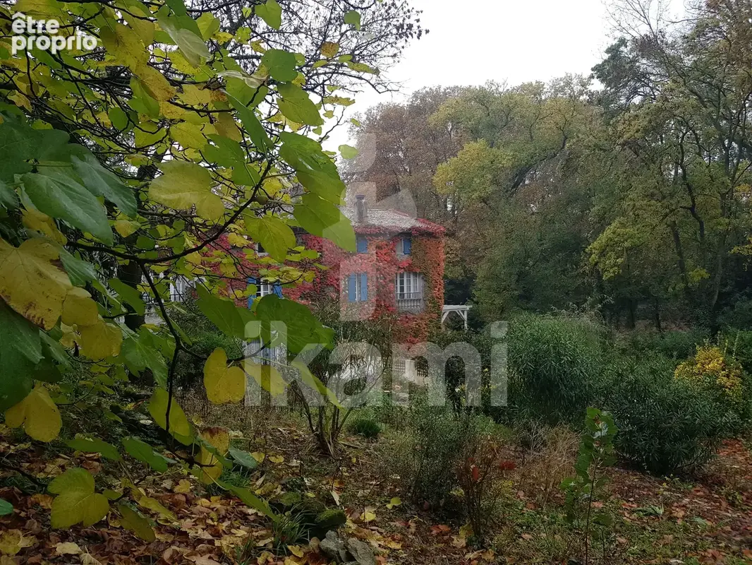 Magnifique moulin dans un parc - photo 2
