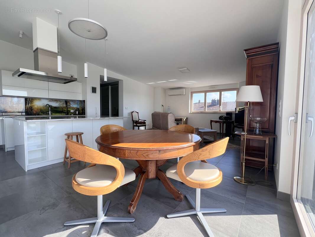 Appartement à VILLAGE-NEUF