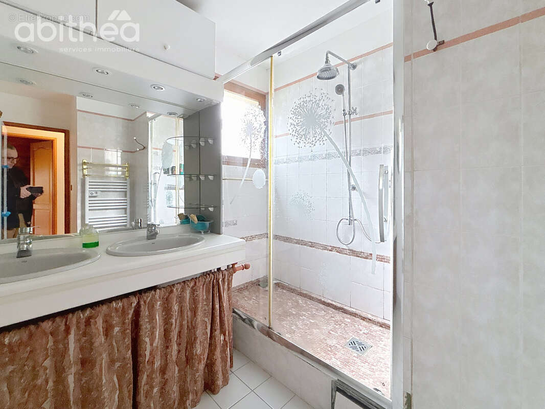 Maison à CHOISY-LE-ROI