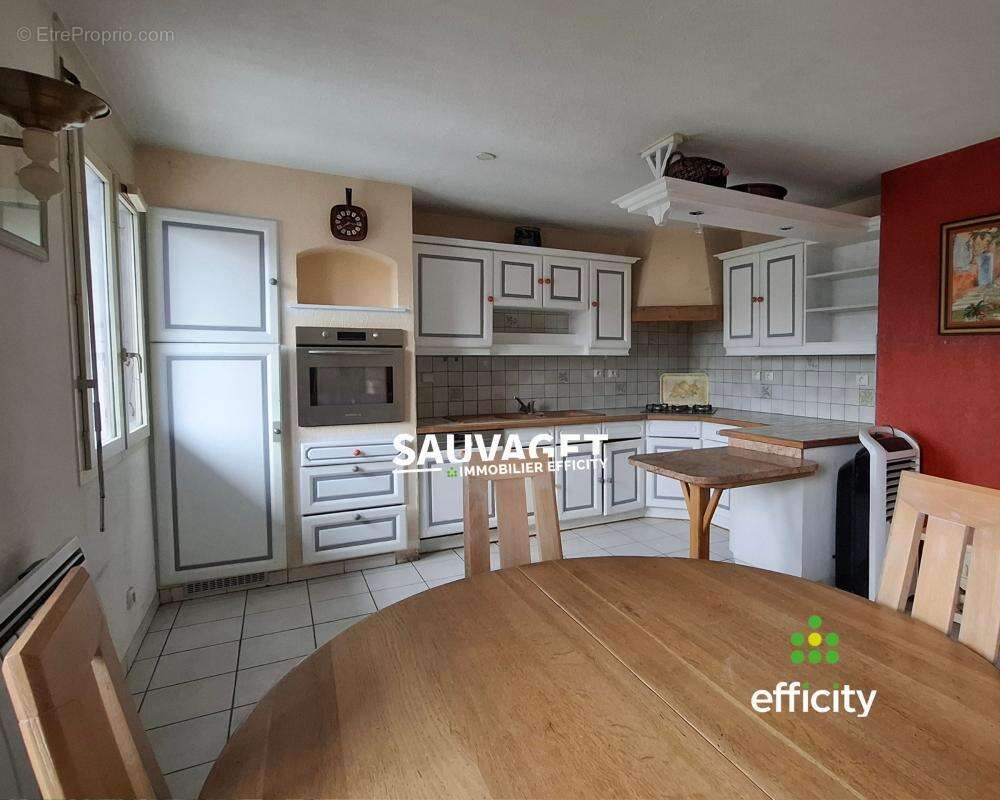 Appartement à REIGNIER
