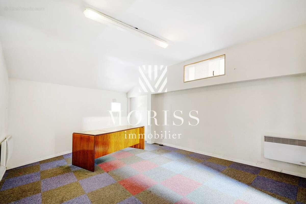 Commerce à SAINT-MAUR-DES-FOSSES