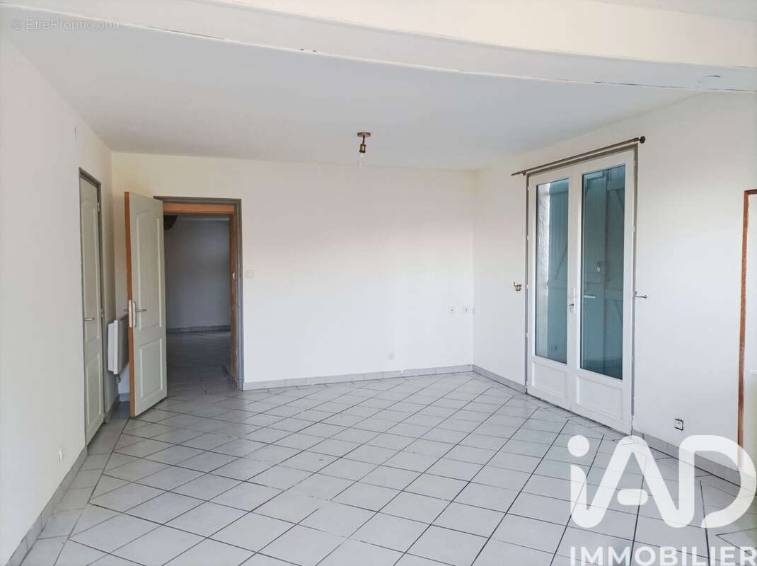 Photo 6 - Maison à LE GUA