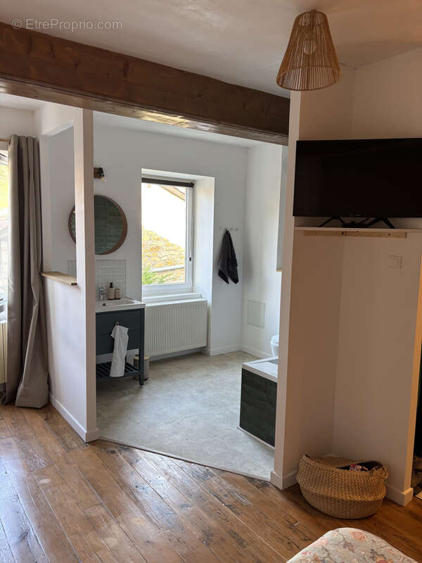 Maison à CHARLIEU