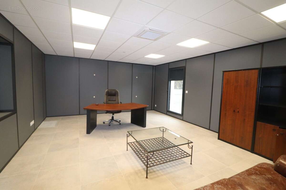 Commerce à SAINT-VALLIER